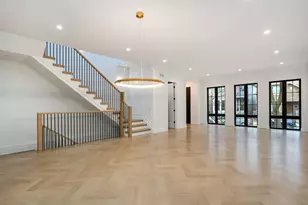 3714 N Claremont Ave, Chicago, IL 60618 - Photo 2
