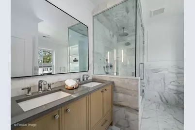 3714 N Claremont Avenue, Chicago, IL 60618 - Photo 22
