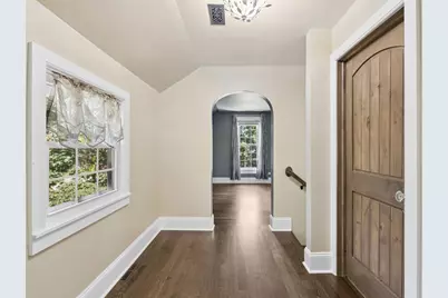 110 S Walkup Avenue, Crystal Lake, IL 60014 - Photo 24