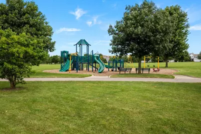 2812 Plante Road, North Aurora, IL 60542 - Photo 32