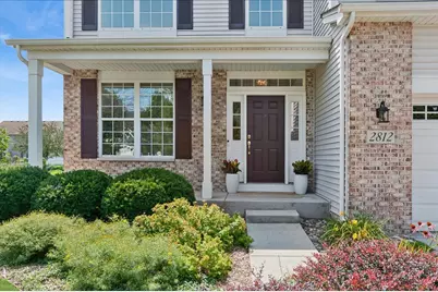 2812 Plante Road, North Aurora, IL 60542 - Photo 2