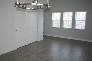 3706 N Drake Ave, Chicago, IL 60618 - Photo 4