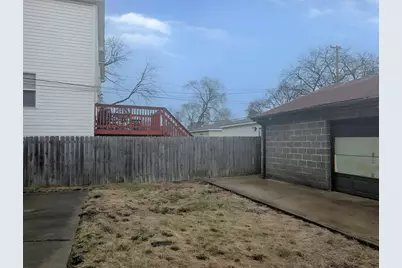 9207 S Ellis Avenue, Chicago, IL 60619 - Photo 22