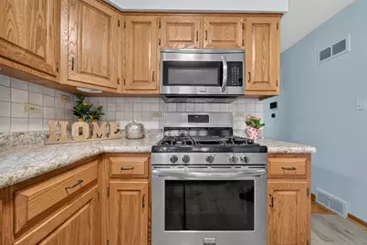 7936 W 101 Place, Palos Hills, IL 60465 - Photo 6