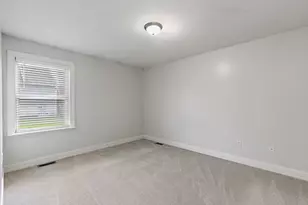 3853 S Pointe Dr, Dekalb, IL 60115 - Photo 20