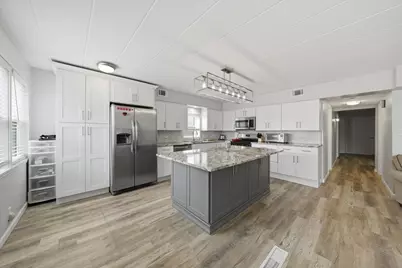 3837 W 95th Street, Evergreen Park, IL 60805 - Photo 6