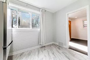 5636 S Kolmar Ave, Chicago, IL 60629 - Photo 6