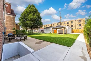 5636 S Kolmar Ave, Chicago, IL 60629 - Photo 22