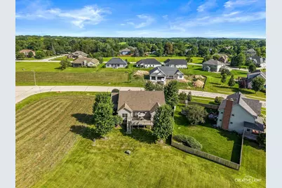 724 Emanuel Lane, Sycamore, IL 60178 - Photo 40