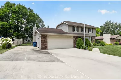 379 Fox Trail Drive, Bourbonnais, IL 60914 - Photo 4