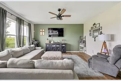 8511 White Oaks Court, Wonder Lake, IL 60097 - Photo 4