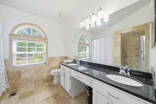 636 Briarwood Ln, Oswego, IL 60543 - Photo 16