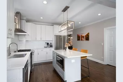 4324 N Sawyer Avenue, Chicago, IL 60618 - Photo 14