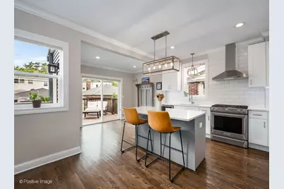 4324 N Sawyer Avenue, Chicago, IL 60618 - Photo 10