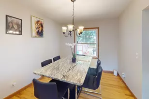 18099 W Valley Dr, Grayslake, IL 60030 - Photo 6