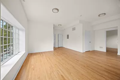 3107 N Harding Avenue #1W, Chicago, IL 60618 - Photo 4