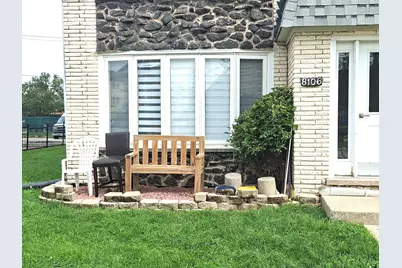 8106 Marion Drive #1W, Justice, IL 60458 - Photo 2