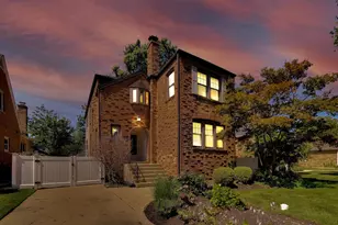 1820 S Ashland Ave, Park Ridge, IL 60068 - Photo 1
