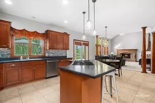 472 Arboretum Way, Oswego, IL 60543 - Photo 12