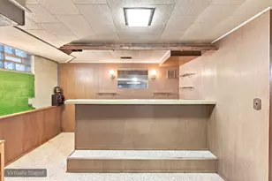 121 S Commonwealth Ave, Elgin, IL 60123 - Photo 28