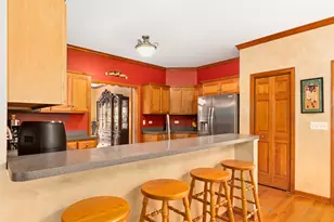 707 Evergreen Ln, Sugar Grove, IL 60554 - Photo 12