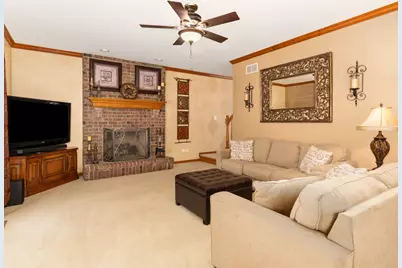 707 Evergreen Lane, Sugar Grove, IL 60554 - Photo 8