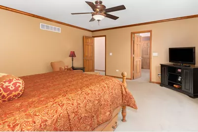 707 Evergreen Lane, Sugar Grove, IL 60554 - Photo 16