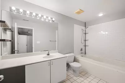 811 S Lytle Street #110, Chicago, IL 60607 - Photo 10
