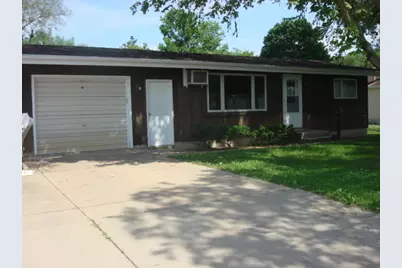 408 22nd Avenue W, Naplate, IL 61350 - Photo 2