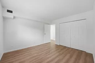 9388 Bay Colony Dr, Des Plaines, IL 60016 - Photo 20