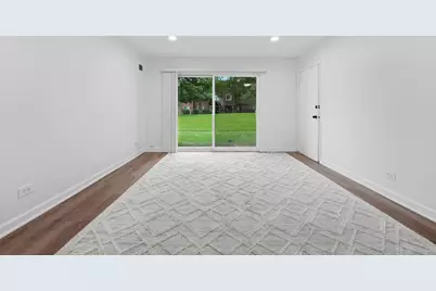 9388 Bay Colony Drive #1S, Des Plaines, IL 60016 - Photo 16