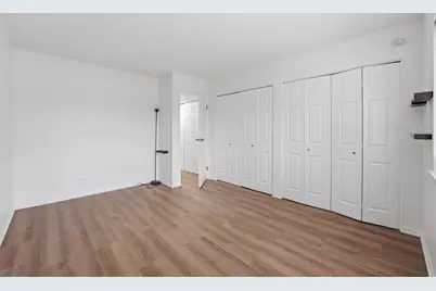 9388 Bay Colony Drive #1S, Des Plaines, IL 60016 - Photo 22