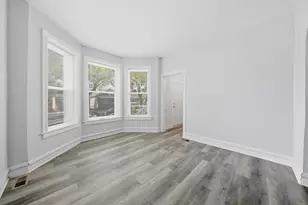 8731 S Carpenter St, Chicago, IL 60620 - Photo 4