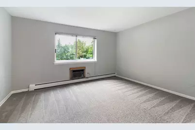 1198 Royal Glen Drive #101-E, Glen Ellyn, IL 60137 - Photo 14
