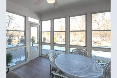 1351 Callen Lane, Des Plaines, IL 60016 - Photo 24