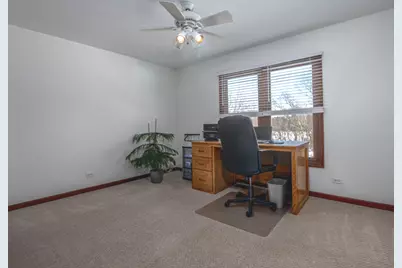 1351 Callen Lane, Des Plaines, IL 60016 - Photo 18