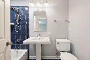 1340 Newcastle Ln, Hoffman Estates, IL 60169 - Photo 18