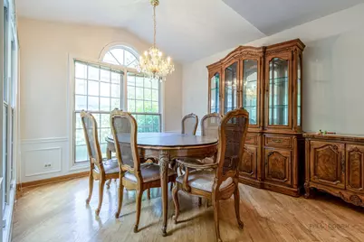 623 Cherbourg Court N, Buffalo Grove, IL 60089 - Photo 6