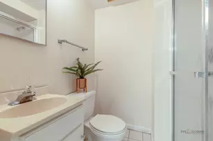 623 Cherbourg Ct N, Buffalo Grove, IL 60089 - Photo 18