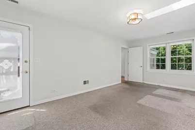 6533 N Christiana Avenue, Lincolnwood, IL 60712 - Photo 12