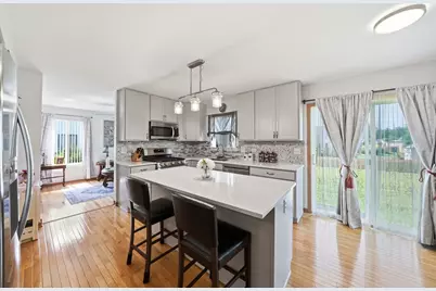 390 Deering Lane, Bolingbrook, IL 60440 - Photo 2