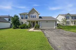 390 Deering Ln, Bolingbrook, IL 60440 - Photo 1