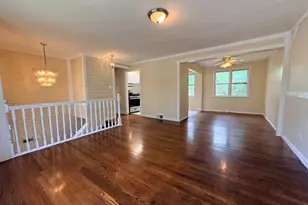 8517 W 87th Pl, Hickory Hills, IL 60457 - Photo 18