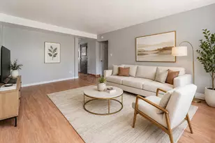 2123 Howard St, Evanston, IL 60202 - Photo 4