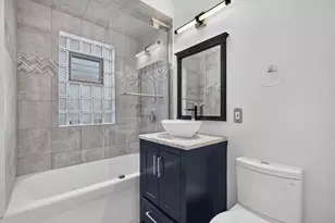 1147 Wesley Ave, Oak Park, IL 60304 - Photo 12