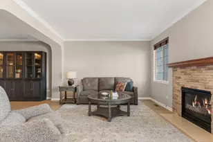 2767 Blakely Ln, Naperville, IL 60540 - Photo 8