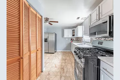 14732 Dorchester Avenue, Dolton, IL 60419 - Photo 10