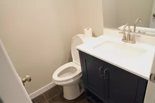 9042 S Emerald Ave, Chicago, IL 60620 - Photo 20