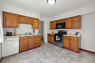 980 N Wheeling Rd, Mount Prospect, IL 60056 - Photo 8