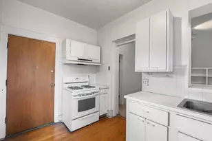 1311 W Columbia Ave, Chicago, IL 60626 - Photo 24